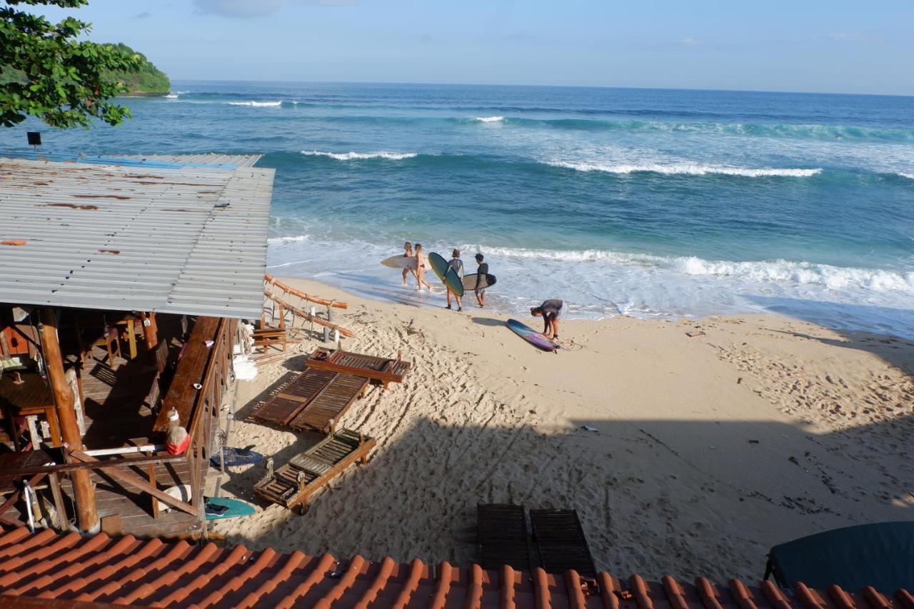 Hotel Santai Warung Bali à Jimbaran Extérieur photo
