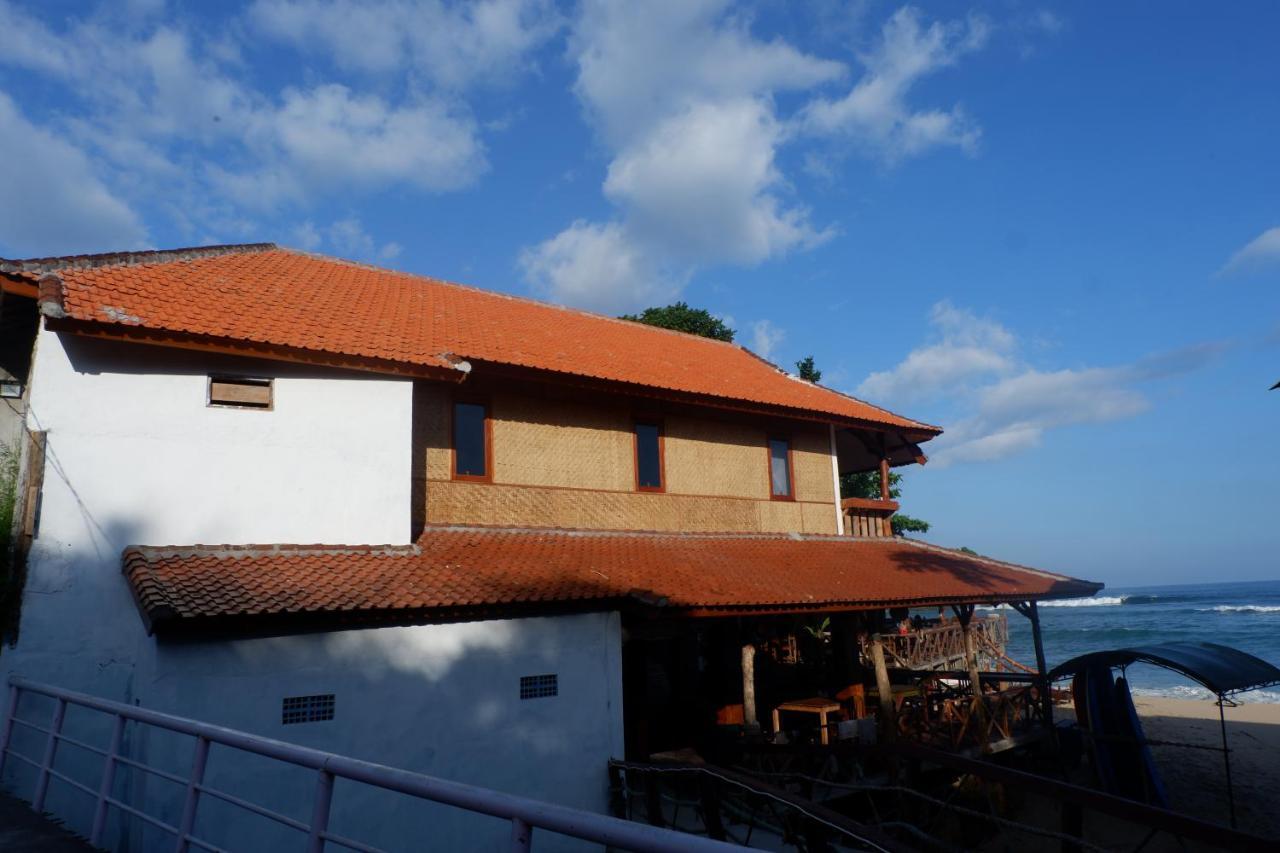 Hotel Santai Warung Bali à Jimbaran Extérieur photo